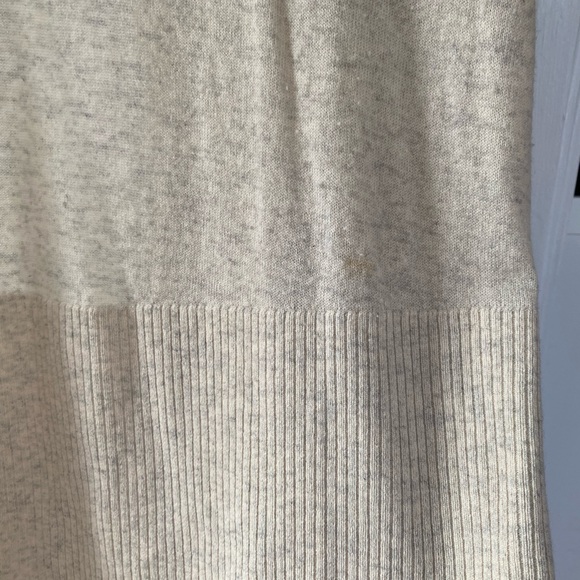 Vince 100% Cashmere Sweater Medium - Picture 6 of 7